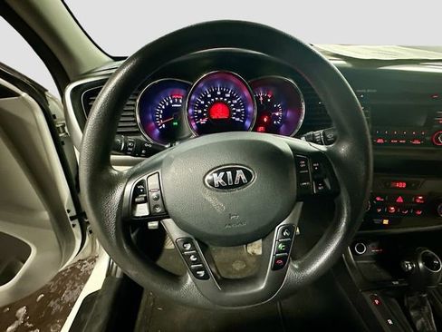Used 2013 Kia Optima LX image 12