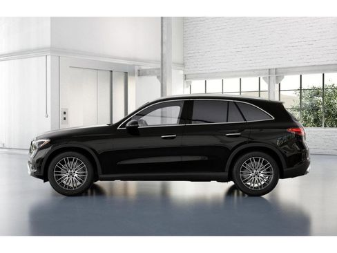 New 2026 Mercedes-Benz GLC 300 image 34