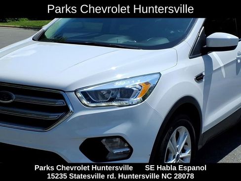 Used 2017 Ford Escape SE w/ Equipment Group 201A FWD image 26