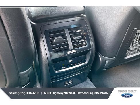 Used 2024 BMW X3 sDrive30i RWD image 24