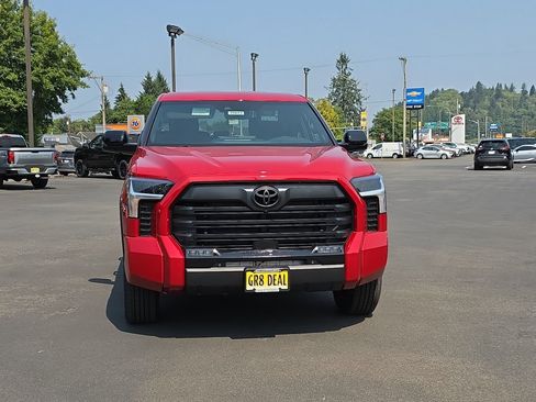 New 2026 Toyota Tundra Limited AWD/4WD image 3