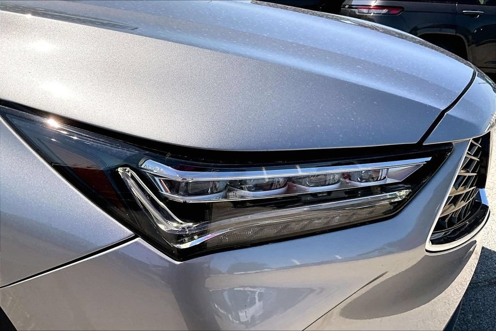Used 2025 Acura MDX w/ Technology Package FWD image 40