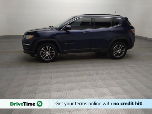 Used 2018 Jeep Compass Latitude w/ Popular Equipment Group AWD/4WD image 1