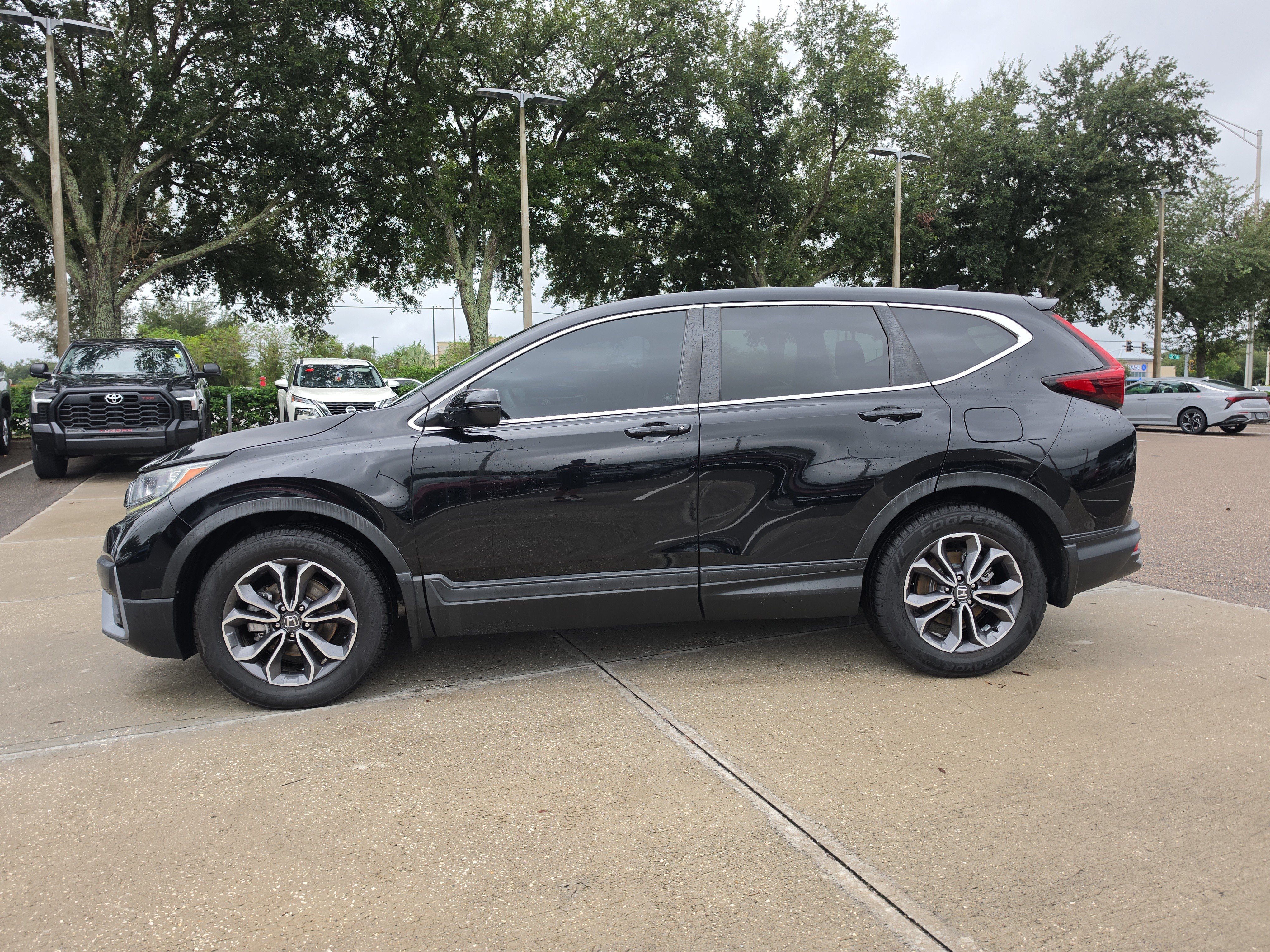 Used 2021 Honda CR-V EX image 5