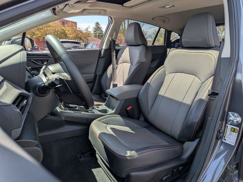 Used 2025 Subaru Crosstrek 2.5i Limited w/ Popular Package #3A AWD/4WD image 29