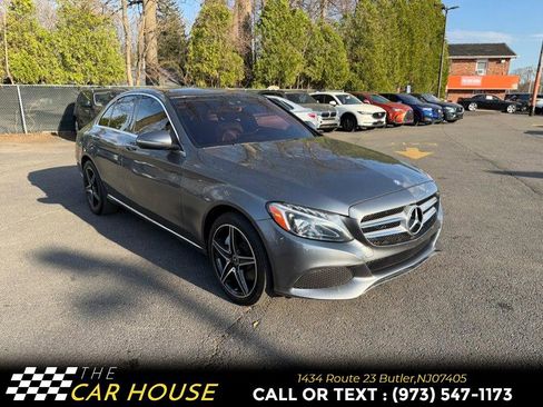 Used 2017 Mercedes-Benz C 300 4MATIC Sedan image 4