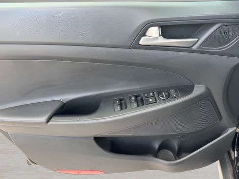 Used 2019 Hyundai Tucson SEL FWD image 12