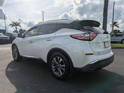 Used 2018 Nissan Murano SL w/ Moonroof Package image 6
