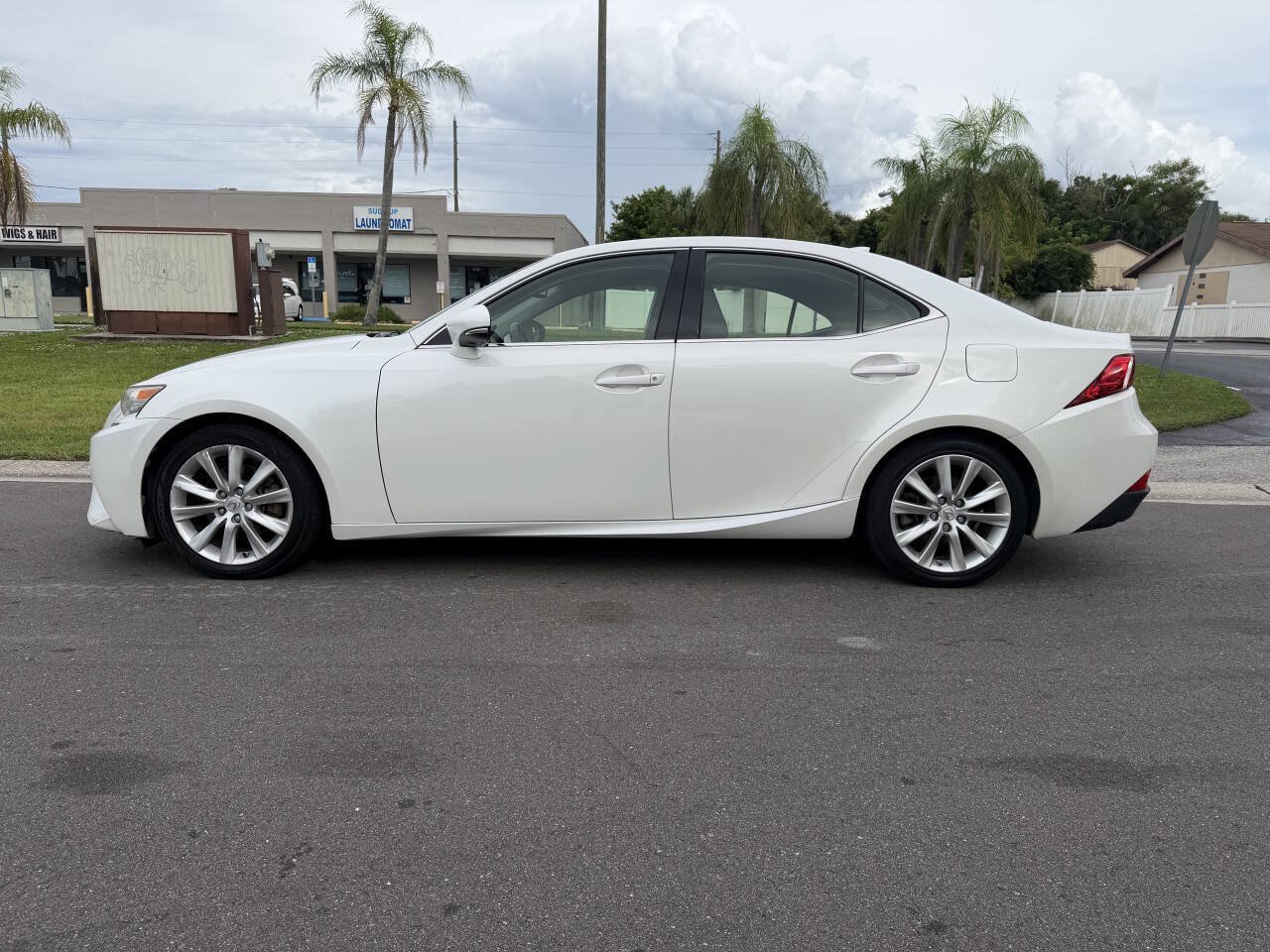 Used 2014 Lexus IS 250 AWD w/ Navigation Package image 4