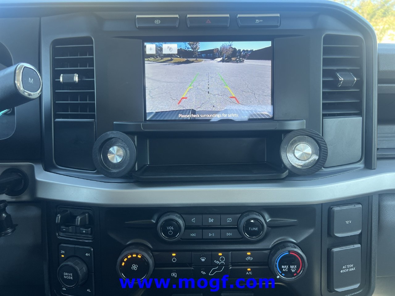 Used 2024 Ford F350 XL w/ XL Driver Assist Package AWD/4WD image 8