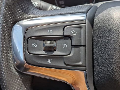 Used 2025 Chevrolet Blazer LT FWD image 20