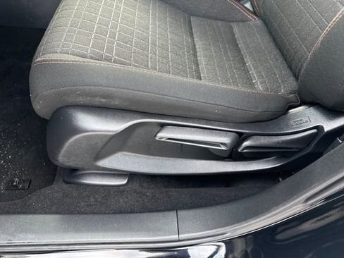 Certified 2025 Honda HR-V Sport image 11