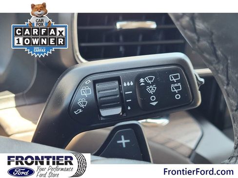 Used 2020 Ford Explorer Platinum w/ Premium Technology Package AWD/4WD image 19