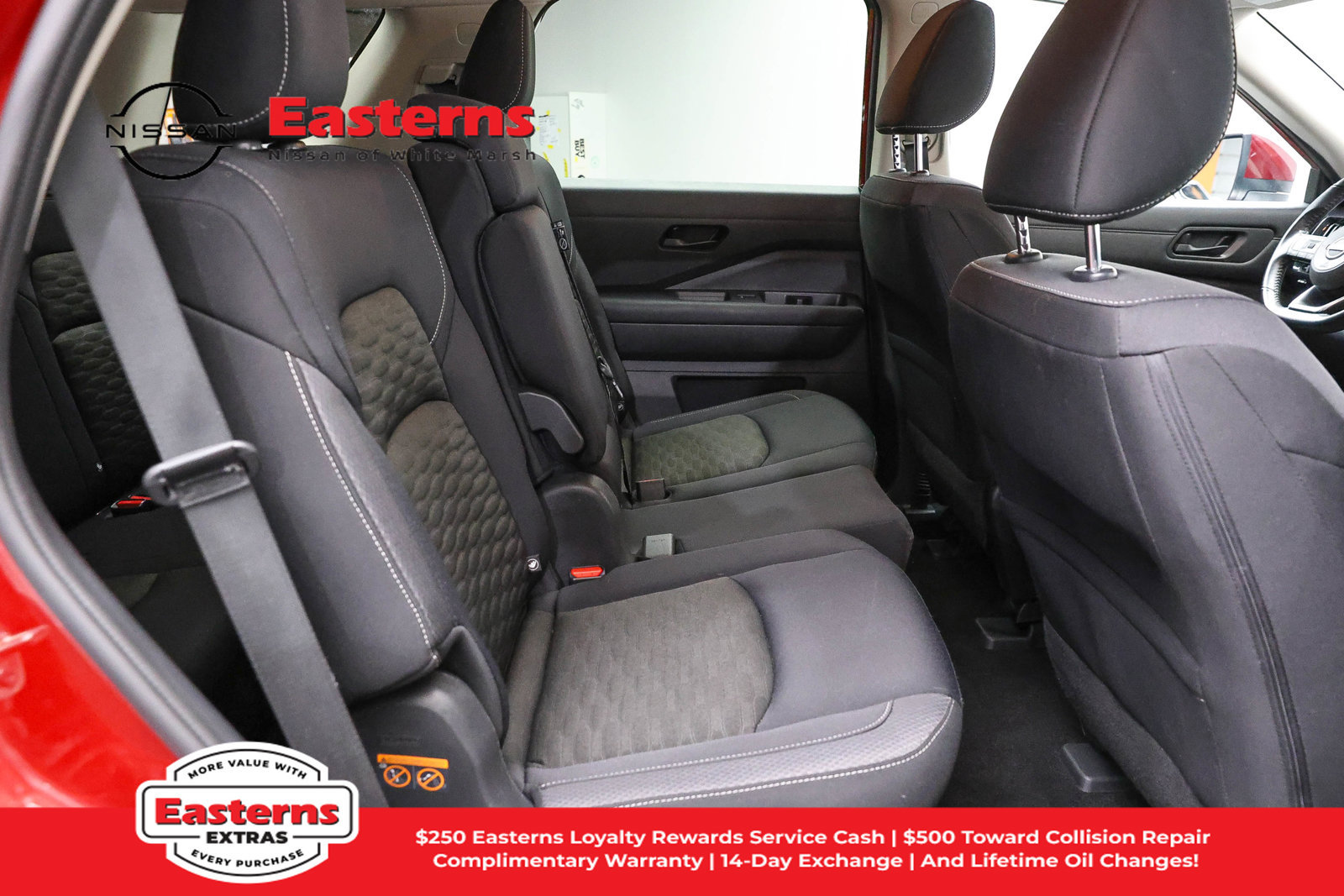 Used 2023 Nissan Pathfinder SV AWD/4WD image 22