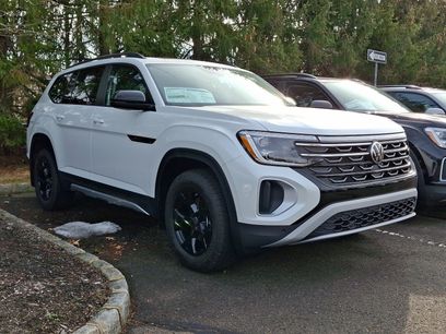 New 2026 Volkswagen Atlas Peak Edition