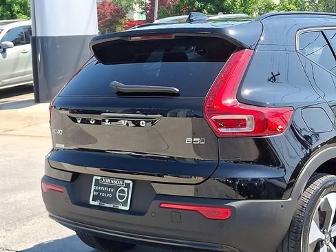 Certified 2026 Volvo XC40 B5 Plus AWD/4WD image 30