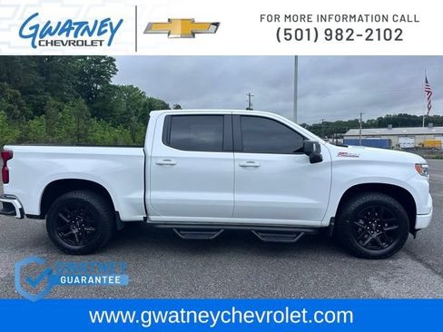 Used 2025 Chevrolet Silverado 1500 RST AWD/4WD image 4