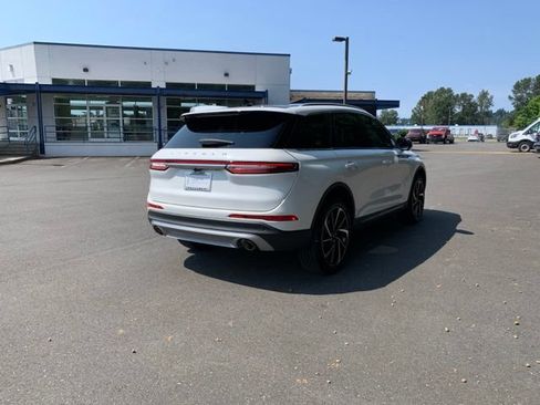 Used 2024 Lincoln Corsair Reserve w/ Equipment Group 201A AWD/4WD image 7