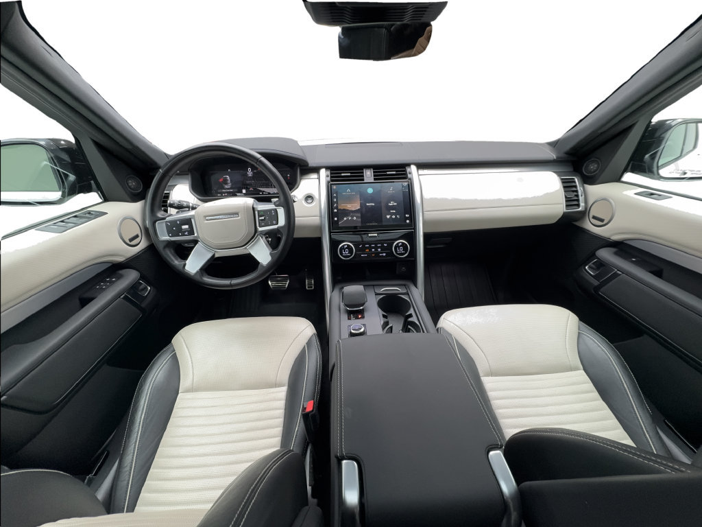 Used 2023 Land Rover Discovery HSE R-Dynamic AWD/4WD image 42