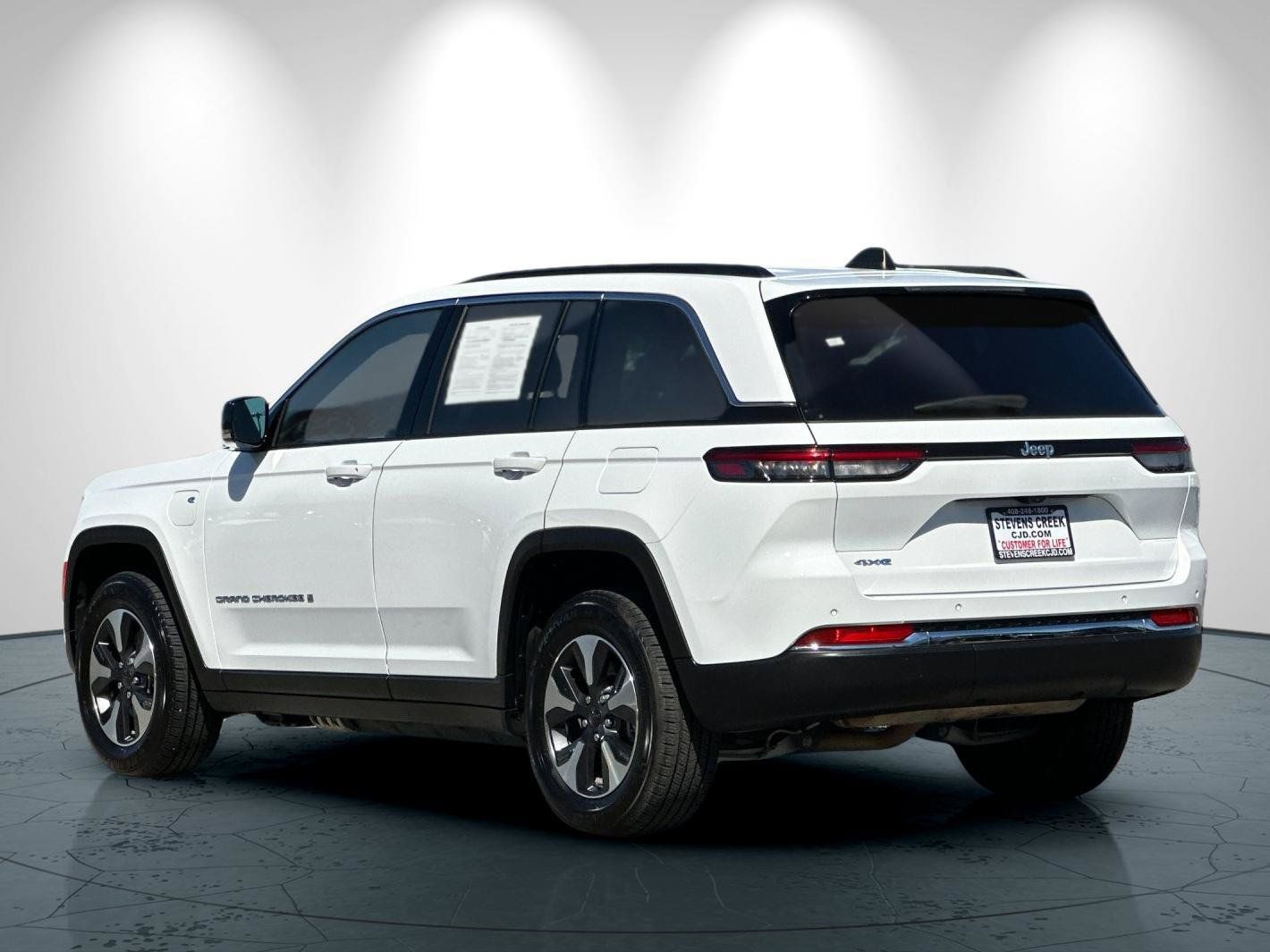 Used 2024 Jeep Grand Cherokee Limited 4xe AWD/4WD image 6