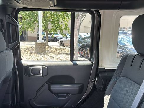 Used 2023 Jeep Wrangler Unlimited Rubicon 4xe AWD/4WD image 25