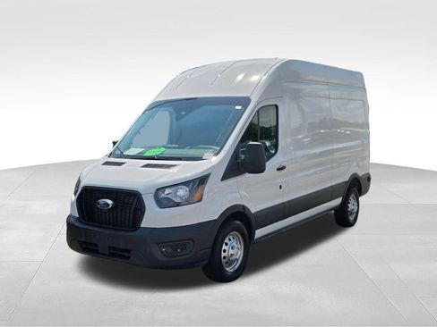 Used 2025 Ford Transit 250 148 High Roof AWD image 16