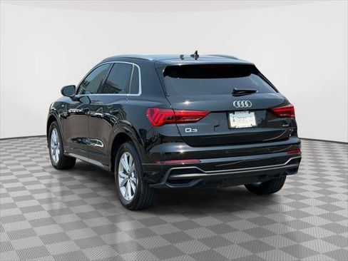 Used 2023 Audi Q3 2.0T Premium w/ Convenience Package AWD/4WD image 5