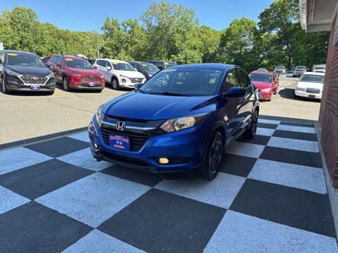 Used 2018 Honda HR-V EX image 5