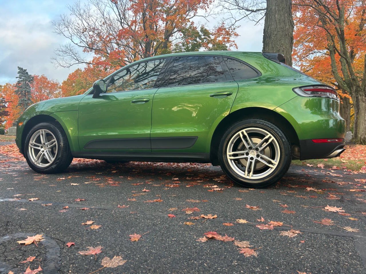 Used 2019 Porsche Macan AWD/4WD image 23