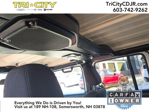 Used 2021 Jeep Wrangler Unlimited Sport image 25