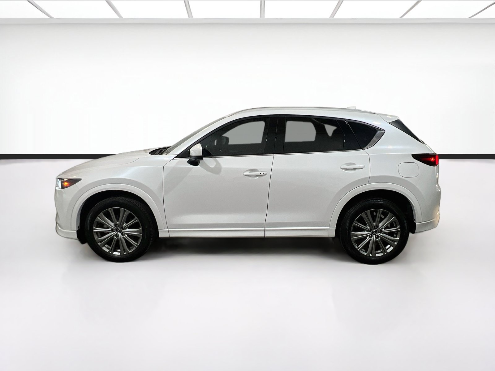 Used 2022 MAZDA CX-5 Signature AWD/4WD image 25