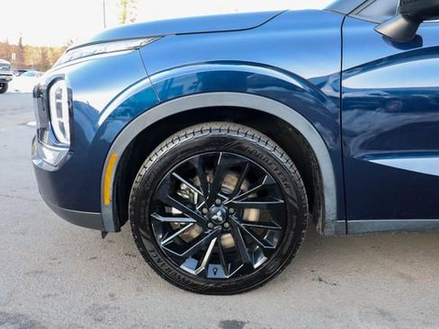 Used 2022 Mitsubishi Outlander SEL Black Edition image 24