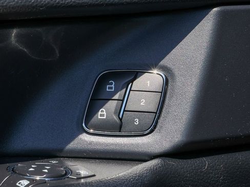 Used 2021 Ford Expedition Max Limited AWD/4WD image 5