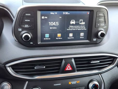 Used 2020 Hyundai Santa Fe SEL FWD image 17