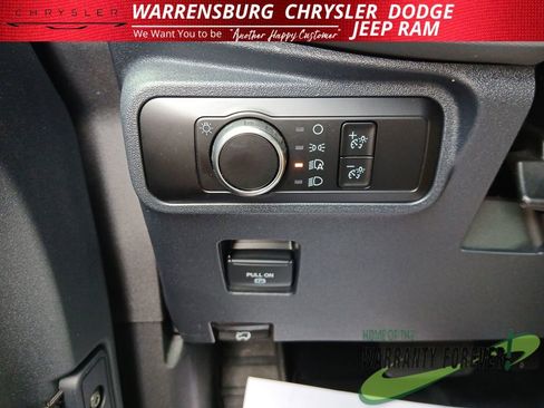 Used 2024 Ford Bronco Black Diamond image 31