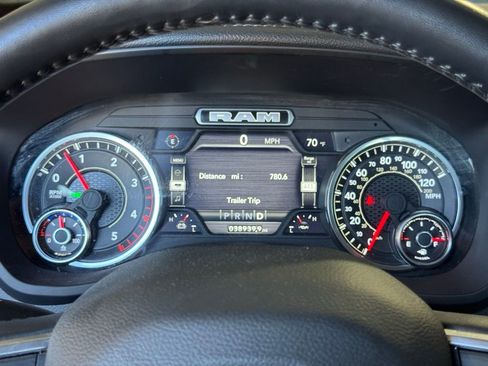 Used 2024 RAM 2500 Laramie w/ Safety Group image 10