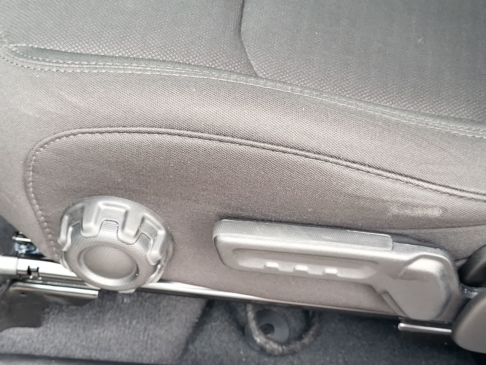 Used 2023 Jeep Wrangler Unlimited Sport AWD/4WD image 12