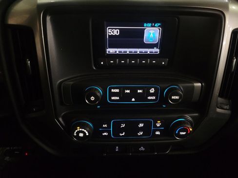 Used 2015 Chevrolet Silverado 1500 LT image 25