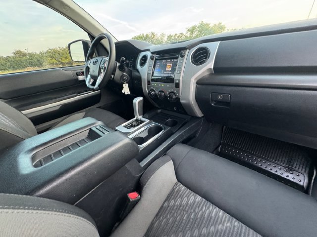Used 2018 Toyota Tundra SR5 w/ SR5 Upgrade Package RWD image 32