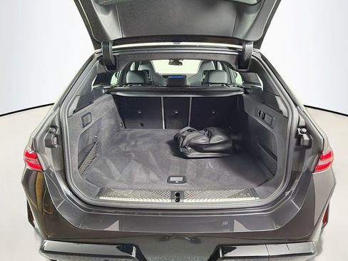 Used 2025 BMW M5 Touring image 29