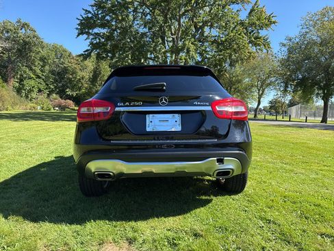 Used 2020 Mercedes-Benz GLA 250 4MATIC image 23