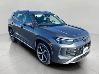 New 2025 Volkswagen Tiguan SE video 1