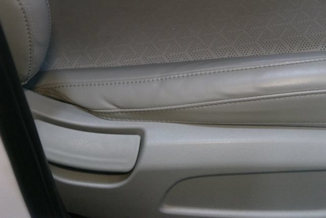 Used 2021 Kia Sorento S w/ Panoramic Sunroof Package AWD/4WD image 12