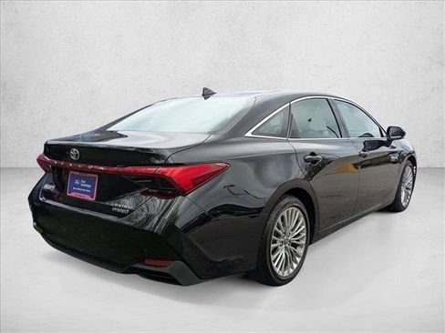 Used 2020 Toyota Avalon Limited w/ Advanced Safety Package image 5