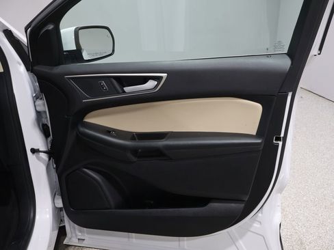 Used 2024 Ford Edge SEL image 23