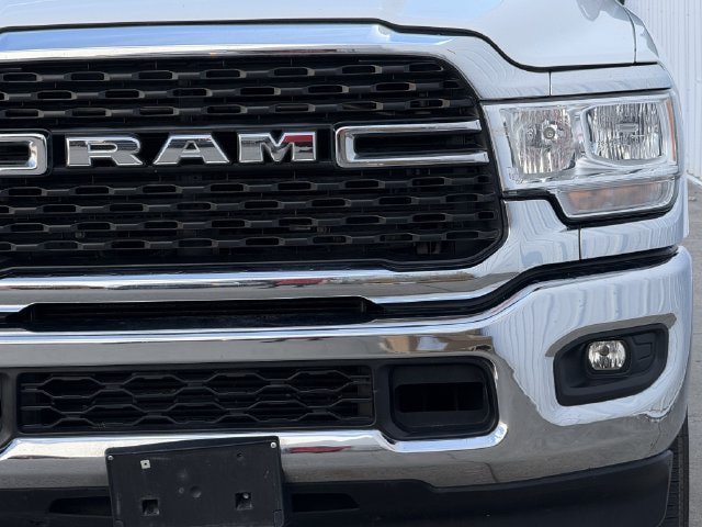 Used 2023 RAM 3500 Big Horn w/ Level 1 Equipment Group AWD/4WD image 9