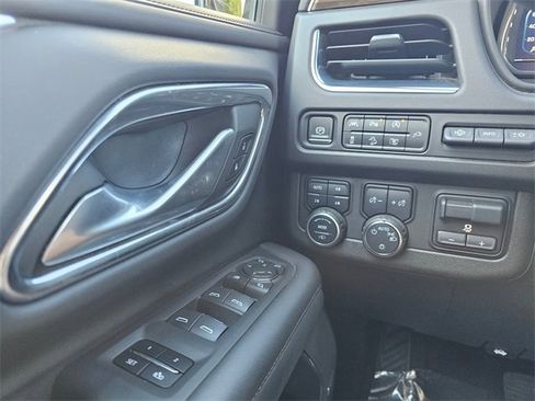 Used 2022 Chevrolet Tahoe High Country image 25