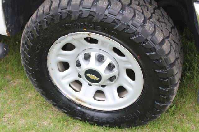 Used 2014 Chevrolet Silverado 3500 W/T AWD/4WD image 23