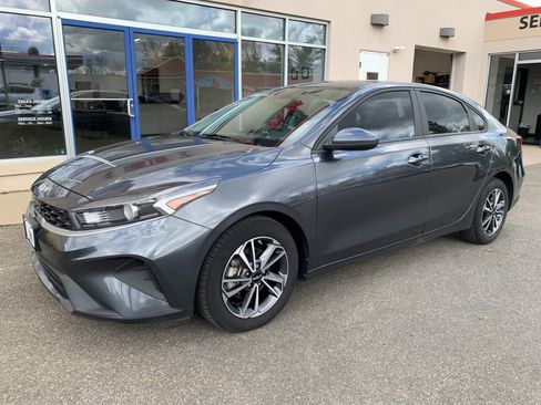Used 2022 Kia Forte LXS image 1