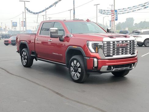 Used 2024 GMC Sierra 2500 Denali w/ Denali Reserve Package AWD/4WD image 2